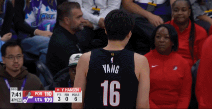 哭着告别季前赛，杨瀚森首个NBA赛季一定要记住姚明的忠告