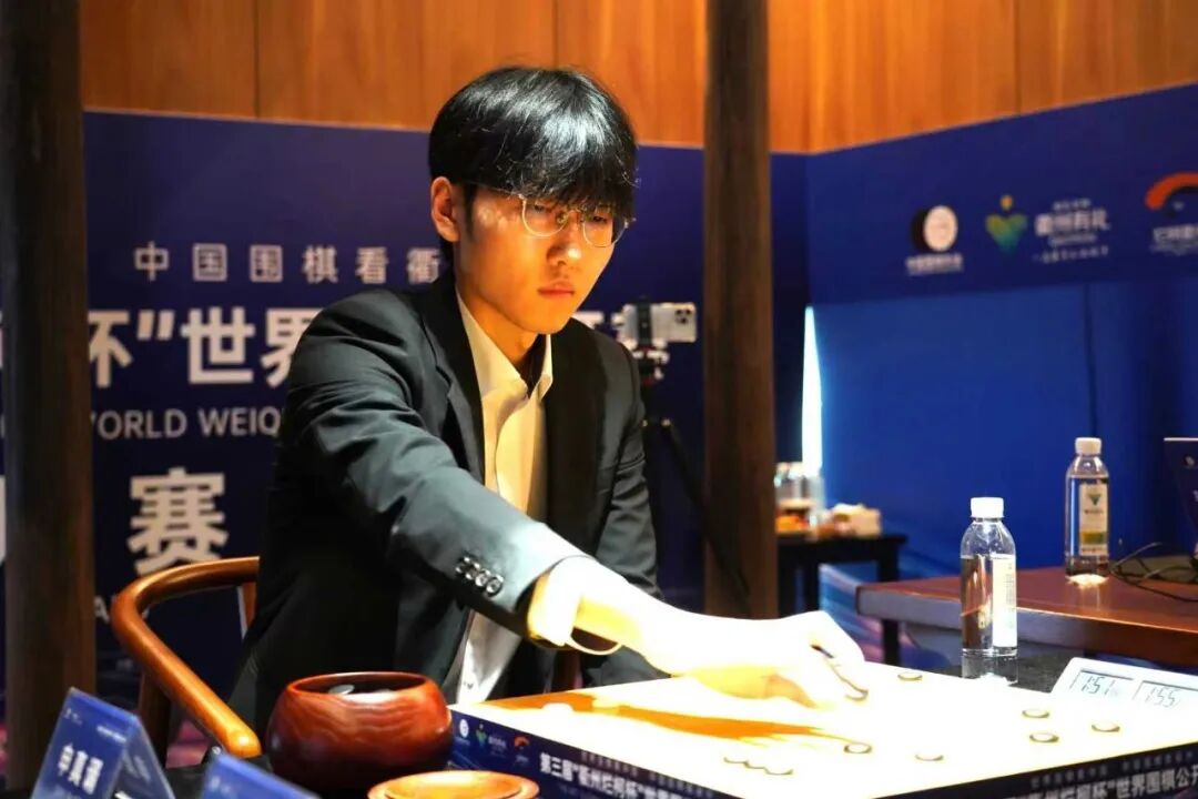 击败韩国围棋第一人申真谞！党毅飞再夺世界冠军