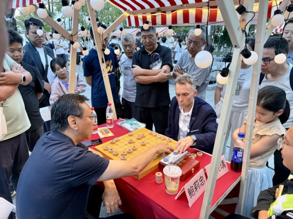 两项象棋赛事在上海落幕，1200场对局掀起联动世界的狂欢