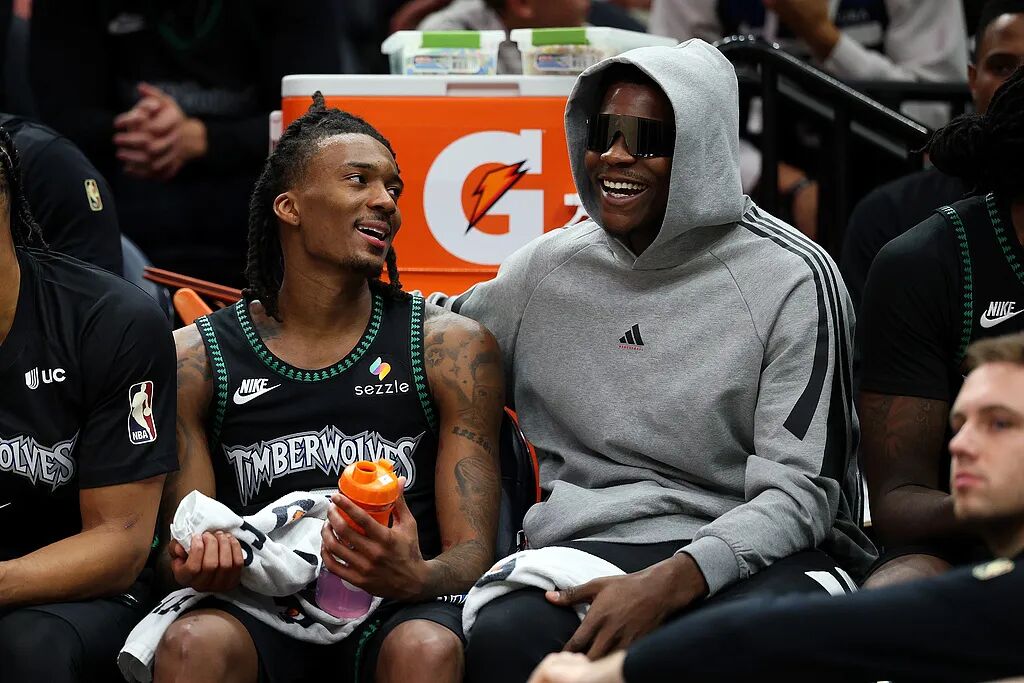 NBA | 杨瀚森前三场场均2分，里夫斯生涯首个50+