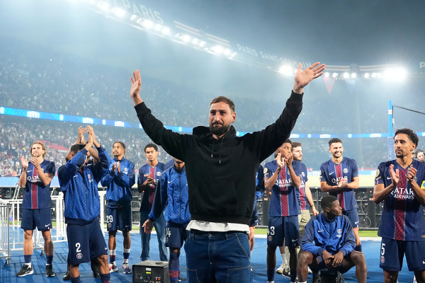 体坛联播｜姆巴佩双响助皇马两连胜，林诗栋不敌莫雷加德丢冠