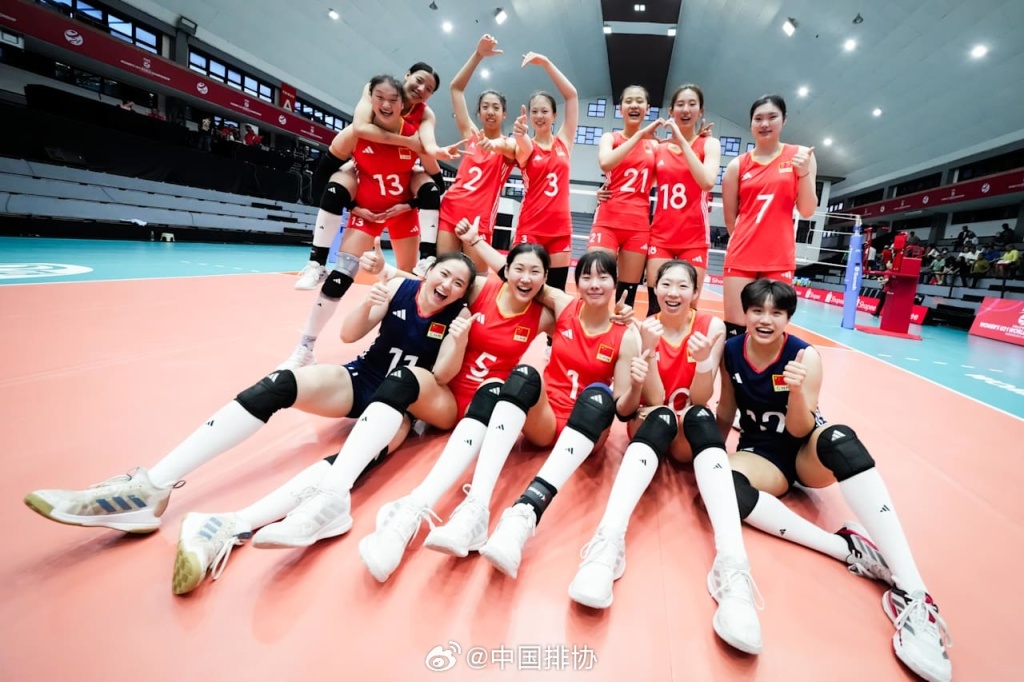 体坛联播｜U21女排豪取五连胜，成都蓉城晋级亚冠精英联赛