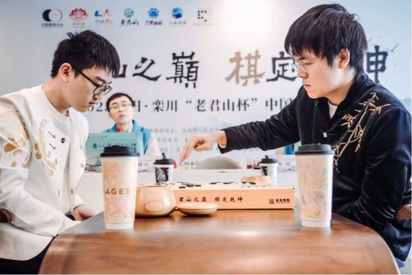 捍卫棋圣头衔泪洒赛场，柯洁还能否找回曾经的霸气