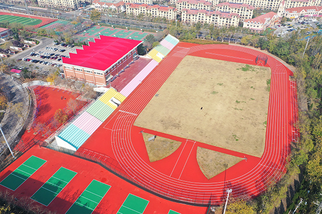 胶州市实验初中运动场项目.jpg