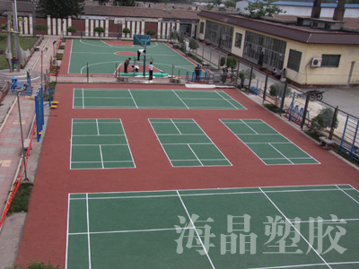 1、新泰市体育场塑胶跑道、人造草坪足球场、篮球场